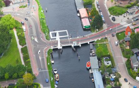 Een luchtfoto van de Sloterbrug