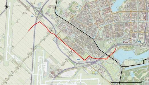 Kaart van de Schipholweg bij Badhoevedorp en omgeving met daarop een rode lijn. 